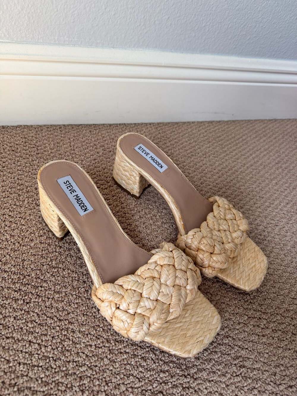 Steve Madden Mylee Sandal Size 10 Natural Raffia Square Toe Heeled Slide Sandal